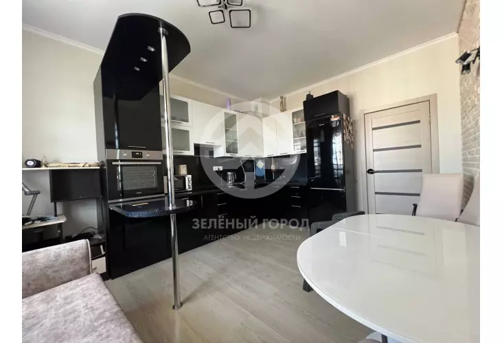 Аренда, 1 к. квартира, деревня Голубое, Парковый бульвар, д. 5