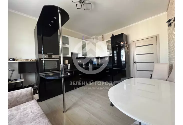 Продажа, 1 к. квартира, деревня Голубое, Парковый бульвар, д. 5