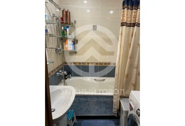 Продажа, 3 к. квартира, рабочий поселок Ржавки, д. 18