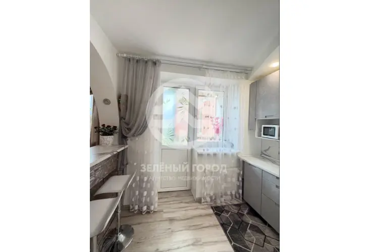Продажа, 3 к. квартира, поселок городского типа Поварово, к. 1