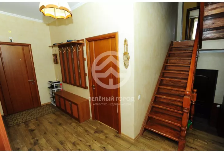 Продажа, дом, рабочий поселок Андреевка, 249 кв.м, 11 сот