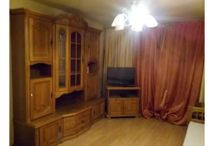 Аренда, 2 к. квартира, Зеленоград, к. 1210