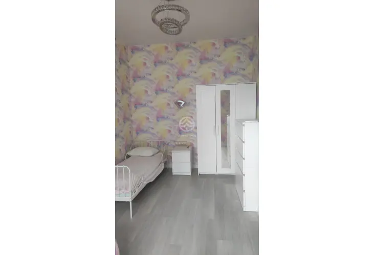 Аренда, 3 к. квартира, Москва, Кастанаевская , д. 18