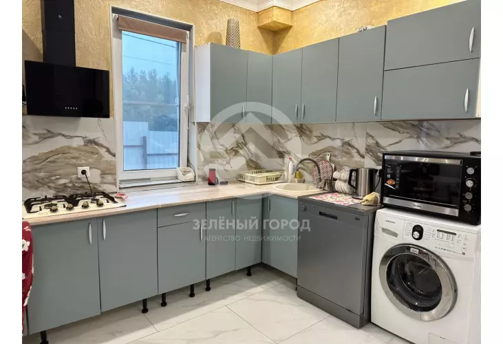 Продажа, дом, Гончары, 200 кв.м, 18.5 сот