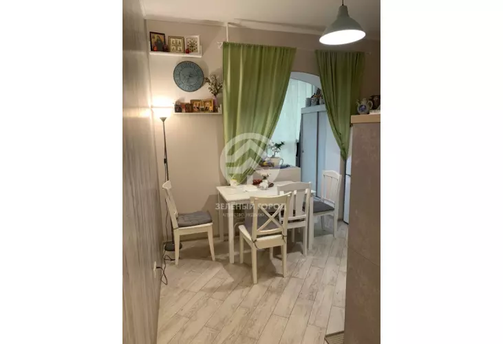 Продажа, 1 к. квартира, деревня Голубое, Трехсвятская, д. 6