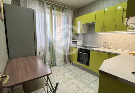 Продажа, 4 к. квартира, Зеленоград, к. 2013